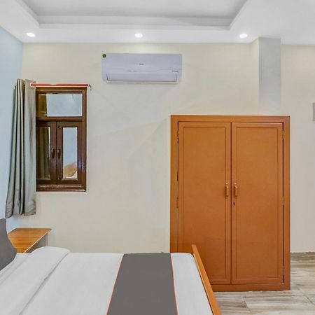 Super Capital O Moody Inn Делі Екстер'єр фото