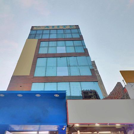 Super Capital O Moody Inn Делі Екстер'єр фото