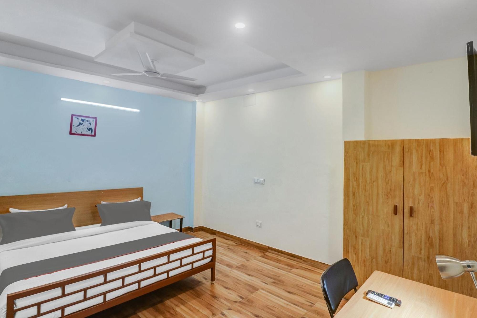Super Capital O Moody Inn Делі Екстер'єр фото